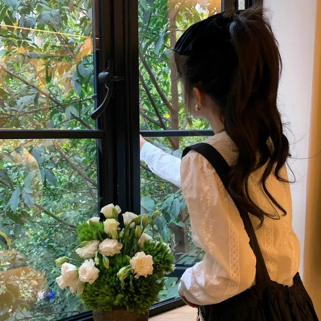 福尔摩斯小姐:失踪的侯爵